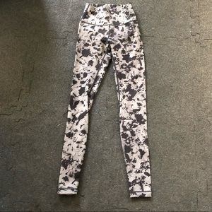 lululemon RARE lab Black and Gray Leggings - 4